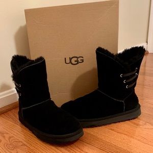 UGG Constantine Boot - Women’s Size 9